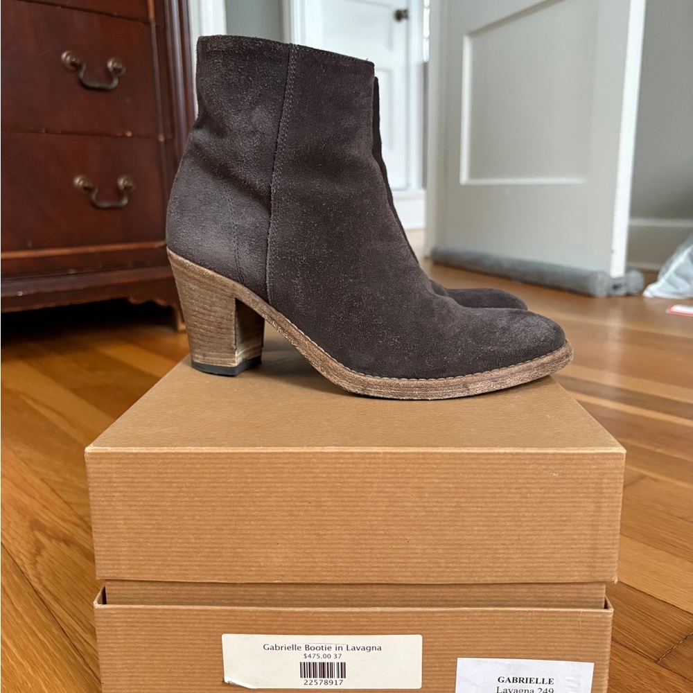 Peter Nappi Gabrielle Booties in Lavagna (Dark Grey/Charcoal), size 37
